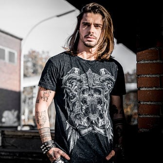 T-skjorter og topper / Se utvalget