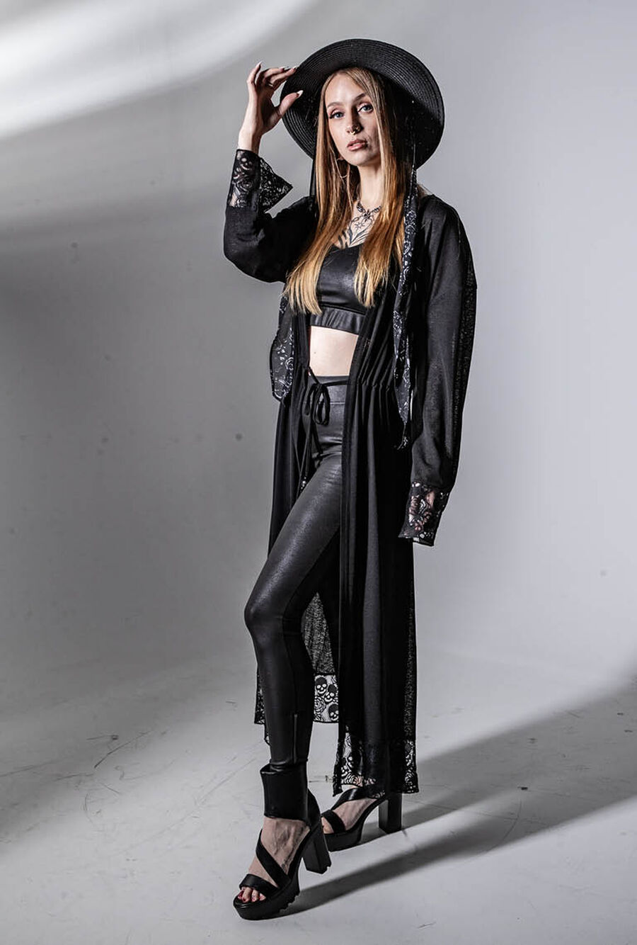 Outfit Black Premium